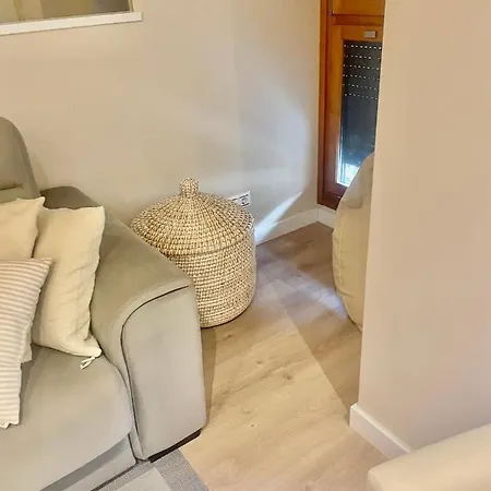 San Bernardo Street Apartment *